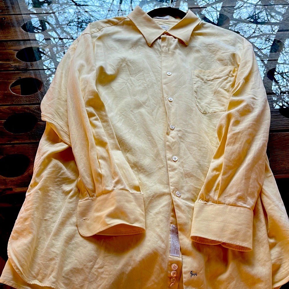 John W. Nordstrom - 100 % Egyptian cotton made in Hong Kong